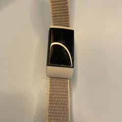 Zegarek Wit en zwart, zgłoszono przez UMC Utrecht przy użyciu iLost