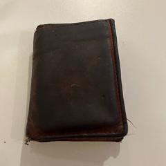 Držák karty bruin leer, jak nahlášeno Gemeente Noordwijk pomocí iLost