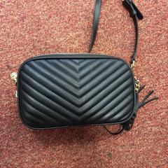 Handtasche, gemeldet von Arriva West-Brabant über iLost