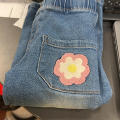 Texans Kék, segons ha informat IKEA Soroksár Budapest mitjançant iLost