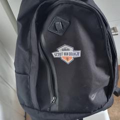 Zwarte rugzak scout van oranje nike, som rapportert til iLost