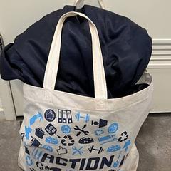Bag, as reported by Qbuzz DMG using iLost