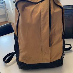 Sac à dos Zakaria, a été signalé par HTM utilisant iLost