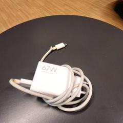 Chargeur avec cable, a été signalé par IKEA Nice Saint Isidore utilisant iLost