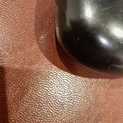 Funda per a auriculars Noir, segons ha informat TCL mitjançant iLost