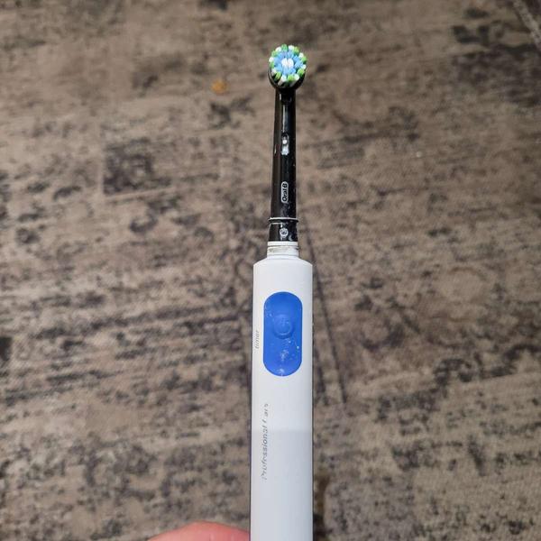 Electric toothbrush