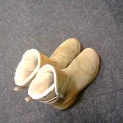 Topánka beige Laarzen, ako bolo nahlásené SnowWorld Landgraaf pomocou iLost