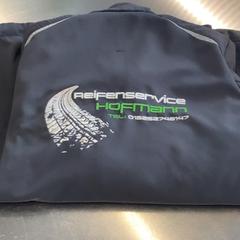 Jacket, as reported by MEININGER Hotel Leipzig Hauptbahnhof using iLost
