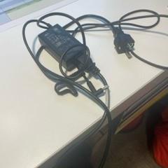 Cargador, ha sido reportado por Cursus en vergadercentrum Domstad con iLost