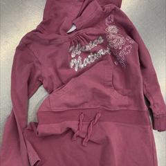 Maglia per bambini, come riportato da IKEA Brno utilizzando iLost