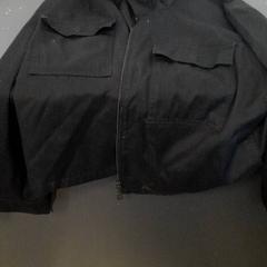 Chaqueta, ha sido reportado por Qbuzz servicepunt  Emmen con iLost