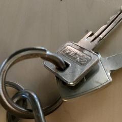 Klucze, zgłoszono przez Regio Antwerpen - Brussel przy użyciu iLost