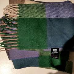 Châle, a été signalé par Bibliotheek Neude (Utrecht) utilisant iLost