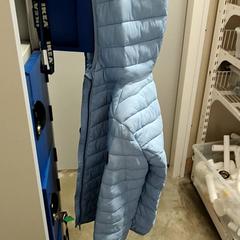 Chaqueta Blauw, ha sido reportado por IKEA Utrecht con iLost