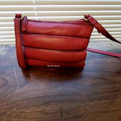 حقيبة يد، كما تم الإبلاغ عنه بواسطة Connexxion Haarlem IJmond عبر iLost