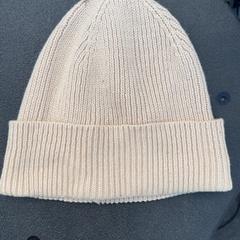 ビーニー がiLostで Schaatsbaan Rotterdam によって報告されました