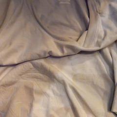 Camicia, come riportato da Leonardo Royal Hotel Amsterdam utilizzando iLost