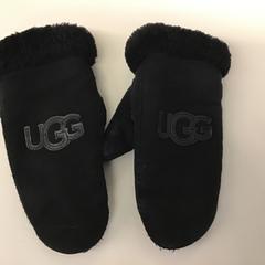 Uggs handschoenen, gemeldet von HvA Amstelcampus über iLost