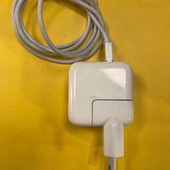 Adapter, zgłoszono przez MEININGER Hotel Dresden Zentrum przy użyciu iLost