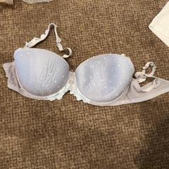 Sostenidor, segons ha informat Van der Valk Hotel Apeldoorn - De Cantharel mitjançant iLost