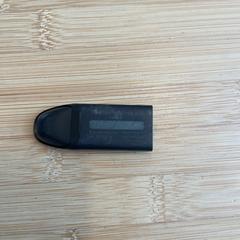 Clé usb 256GB, a été signalé par Best Kept Secret 2025 utilisant iLost