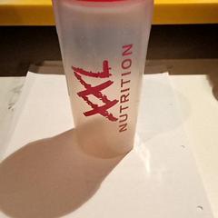 Shakebeker Xxl nutrition, zoals gemeld door Pathé Nijmegen met iLost