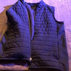 Bunda Zwart, jak nahlášeno De Heeren van Aemstel pomocí iLost