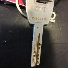 Clé, a été signalé par U-OV Utrecht utilisant iLost