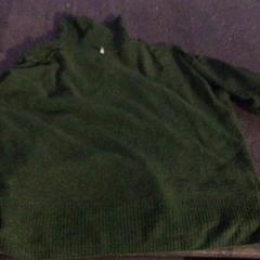 كنزة صوفية Groen، كما تم الإبلاغ عنه بواسطة De Heeren van Aemstel عبر iLost