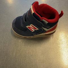 Zapatos, segundo informou IKEA立川 usando iLost
