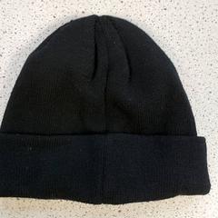 Kleding Sjaal, jak nahlášeno Centraal magazijn pomocí iLost