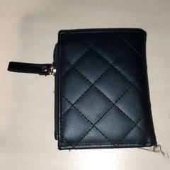 Portefeuille - Jamara, a été signalé par Centraal magazijn utilisant iLost