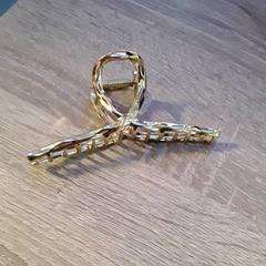 Hårklämma, rapporterat av EBS Tramplein med iLost