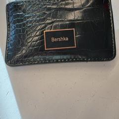 지갑 Mantovani, iLost를 사용하여 GVB에 보고됨