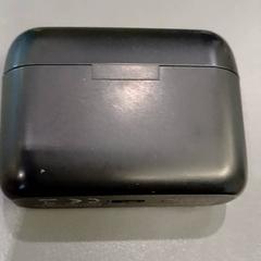 에어팟 케이스, iLost를 사용하여 Qbuzz GD Groningen HS에 보고됨