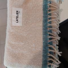 Sjal groen/beige, rapporterat av NHL Stenden hogeschool Leeuwarden med iLost