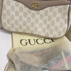 Bag Gucci, som rapportert av IKEA Utrecht ved bruk av iLost