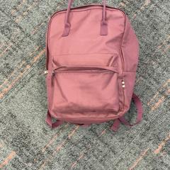 Ryggsäck Paas, rapporterat av Connexxion Amstelland-Meerlanden Schiphol Noord med iLost