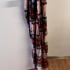 Shawl, as reported by Qbuzz ZHN using iLost