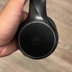 Auriculars, segons ha informat Pathé Schouwburgplein mitjançant iLost