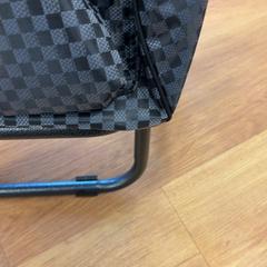 Boodschappentrolley, zoals gemeld door GVB met iLost