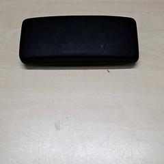 Brilleetui, som rapportert av Arriva Oost-Brabant ved bruk av iLost