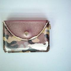 Peněženky, jak nahlášeno Twisto pomocí iLost