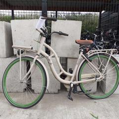 Bici da donna Sparta Lo-La-Lo beige, come riportato da Fietsdepot utilizzando iLost