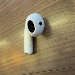 Airpod Rechts, jak nahlášeno Pathé Arnhem pomocí iLost