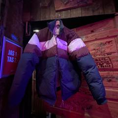 Jacket Blue, as reported by Club Nyx/Exit Café using iLost