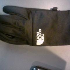 Hanske, som rapportert av SnowWorld Landgraaf ved bruk av iLost