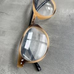 Óculos, como reportado por Arriva Achterhoek-Rivierenland utilizando o iLost