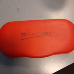 brillenkoker/bril، كما تم الإبلاغ عنه بواسطة Arriva Infoshop Enschede عبر iLost