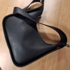 Bolsa, ha sido reportado por Connexxion Haarlem AML con iLost
